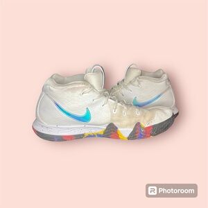 Nike Kyrie 4 NCAA Tournament Sneaker, Size 12